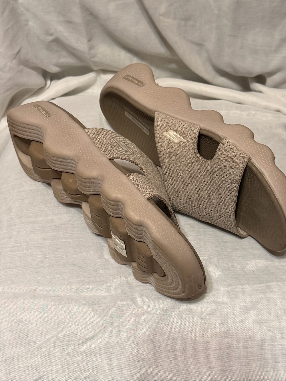 Skechers Women's Taupe GO Walk Flex slip-ins - Picture 3 of 6